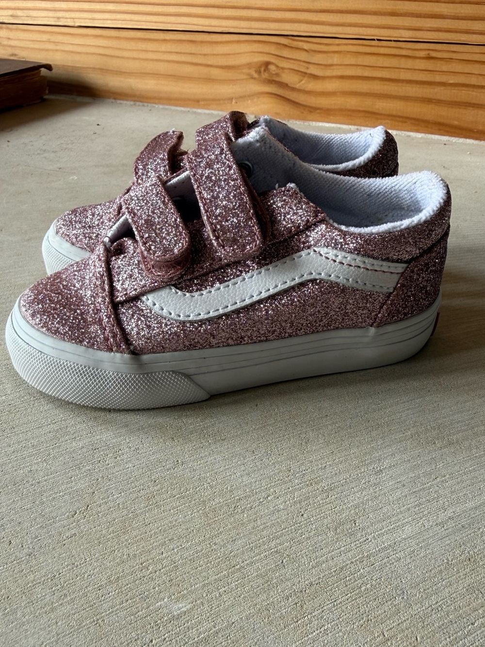Vans baby/toddler Glitter Velcro Sneakers - Rose Pink
